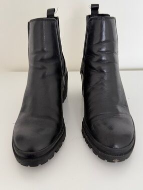 Black ALDO Women's Chelsea Lug Sole Ankle Boots